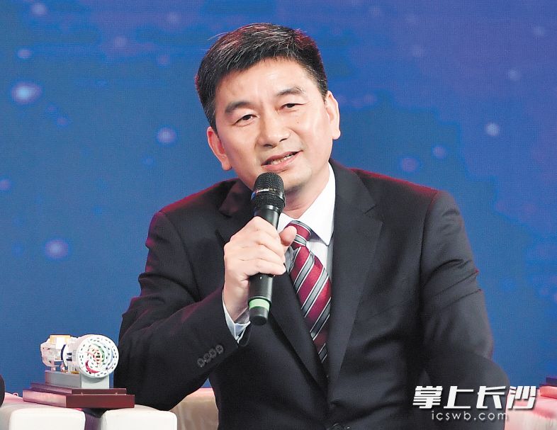 中國中鐵工程裝備集團有限公司總經理譚順輝