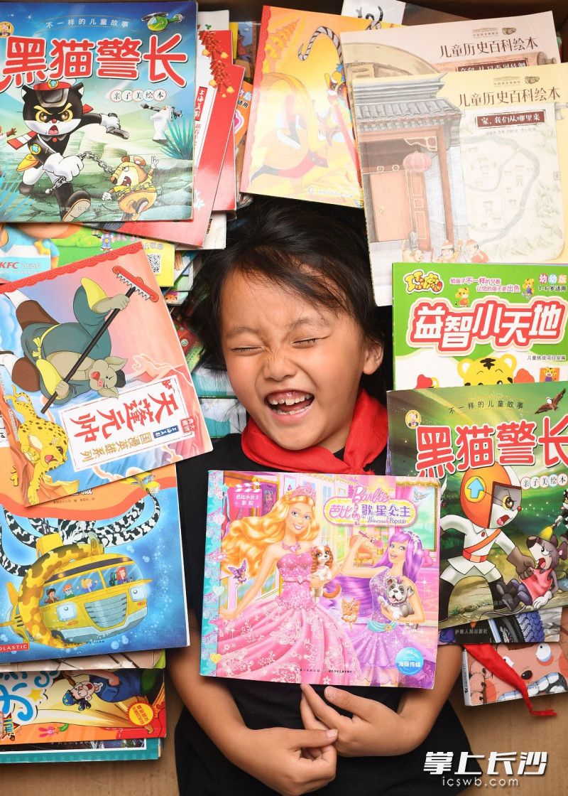 余笑顏 （一年級  7歲）：謝謝您！我終于可以看芭比的圖書了,。