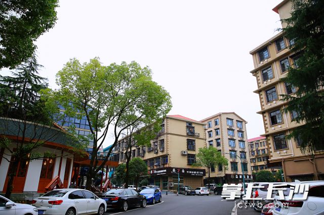 老舊小區(qū)美麗蝶變,。長(zhǎng)沙晚報(bào)通訊員 曾詩(shī)怡 攝