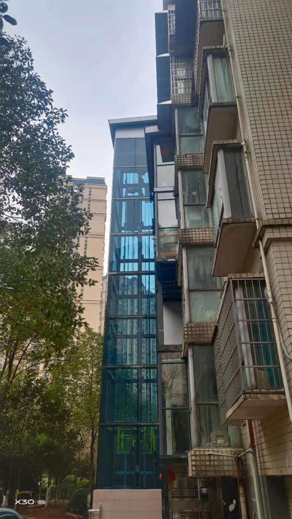 建設完畢投入運營的電梯,。