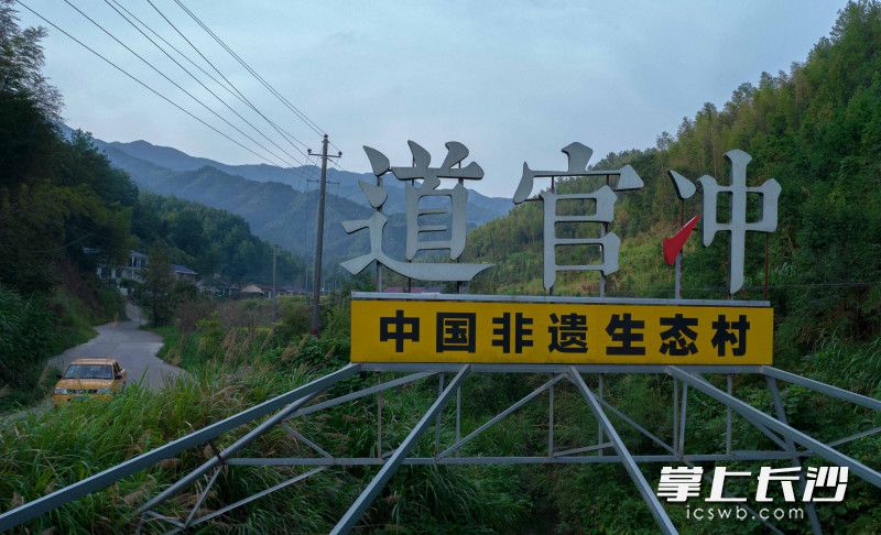 早到晚歸,，是這段時間以來，張坊供電所在道官沖的常態(tài),。