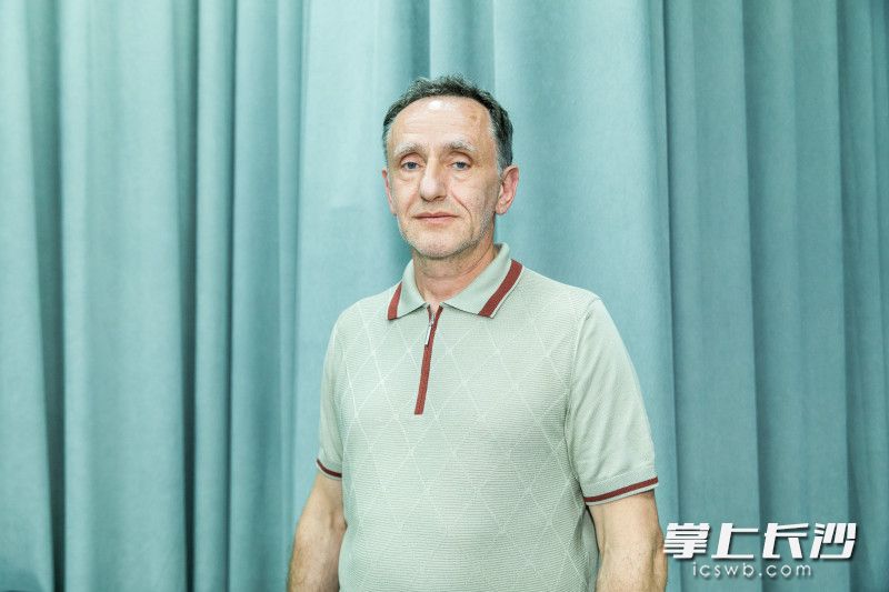 圣彼得堡愛樂協(xié)會會長伊利亞·切爾卡索夫,。