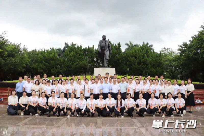 長沙市民政系統(tǒng)第二屆高素質(zhì)人才培訓(xùn)班第三期集中學(xué)習(xí)舉行,。
