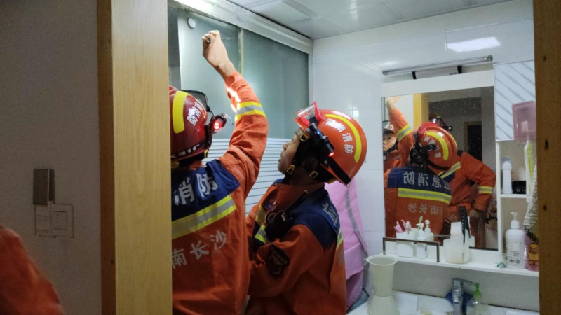 長沙市望城區(qū)月亮島消防救援站救援現(xiàn)場。通訊員供圖