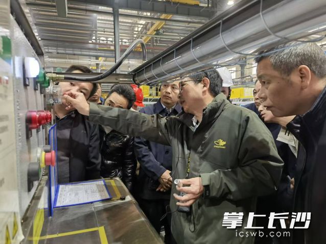此次培訓(xùn)班十分“特別”：培訓(xùn)課堂從室內(nèi)搬到工貿(mào)企業(yè)的涉粉作業(yè)現(xiàn)場,。