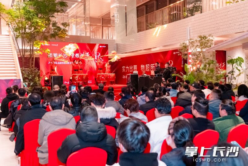 日前,，云起虔來項(xiàng)目首次開盤現(xiàn)場(chǎng),。 受訪者供圖