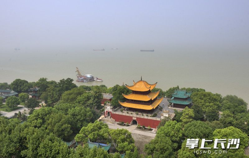 岳陽樓