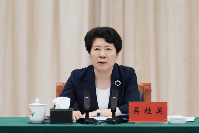 吳桂英主持并講話,。 均為長沙晚報全媒體記者郭雨滴攝