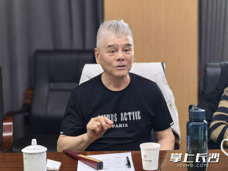 梅花獎(jiǎng)文華獎(jiǎng)雙得主曹汝龍,。  均為由長(zhǎng)沙市藝術(shù)創(chuàng)作研究院供圖