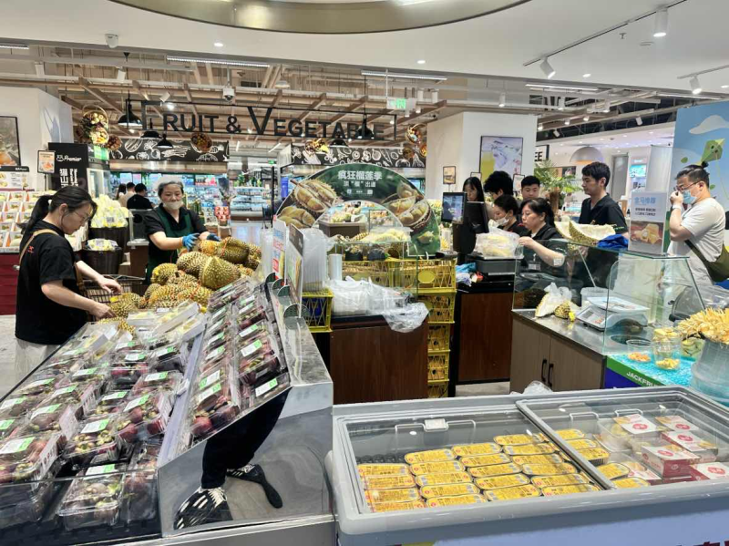 盒馬門店已上架榴蓮鮮果,。