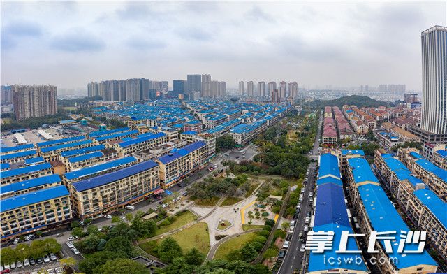 棚戶區(qū)改造完工,，老舊小區(qū)舊貌換新顏，6000安置戶住上了“小洋樓”,。長(zhǎng)沙晚報(bào)全媒體記者 陳飛 攝