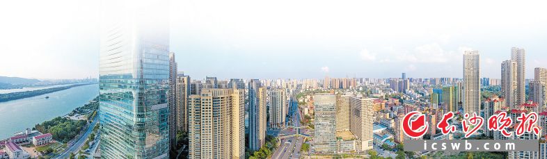 天心區(qū)樓宇經(jīng)濟發(fā)達,，擁有億元樓宇19棟,，全市占比四成。圖片均為陳飛 攝
