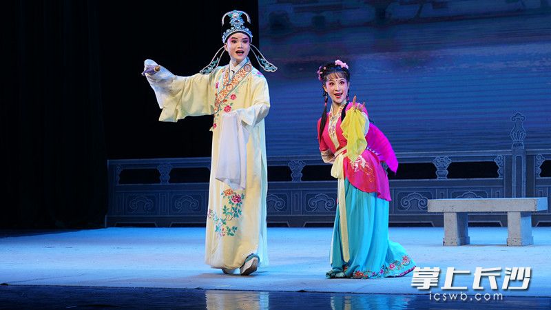 近年來(lái)，長(zhǎng)沙各市屬文藝院團(tuán)放手讓年輕演員挑大梁,，深受觀眾與專家肯定,。圖為花鼓戲《送表妹》劇照。市花鼓戲保護(hù)傳承中心供圖