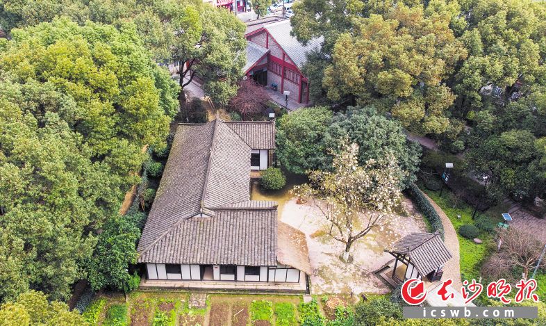 新民學(xué)會舊址已成為長沙青少年理想信念教育和黨員黨性教育的重要場所,。