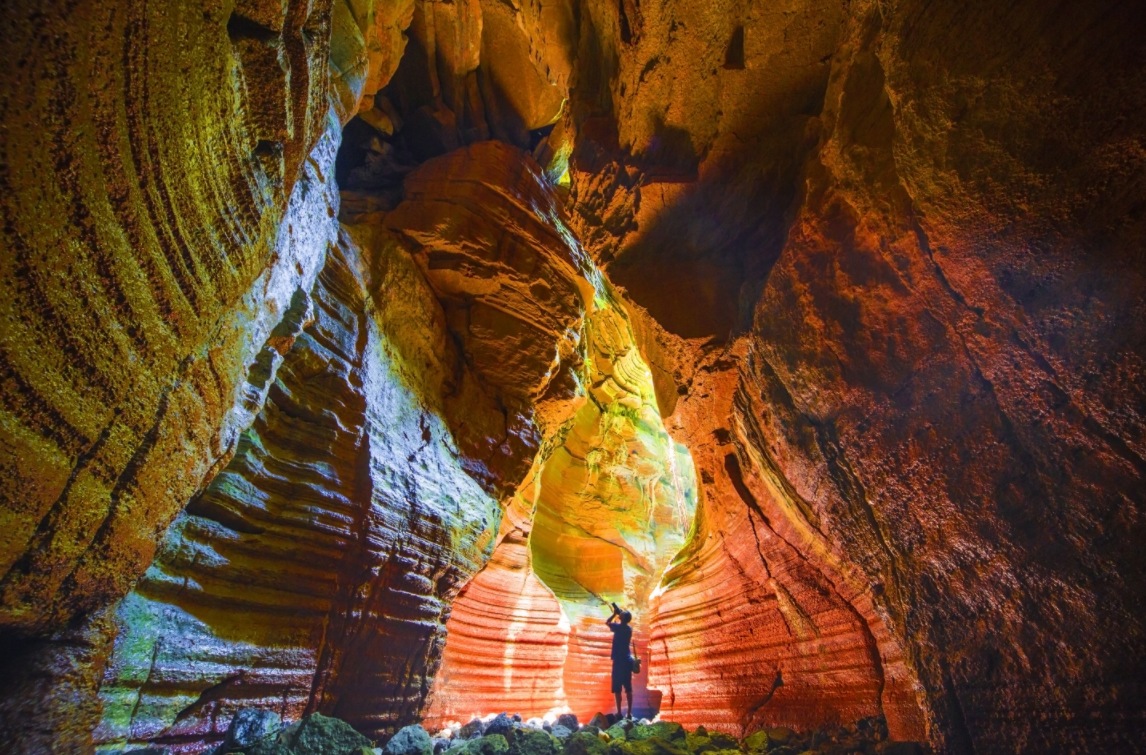 世界溶洞博物館——烏龍山大峽谷