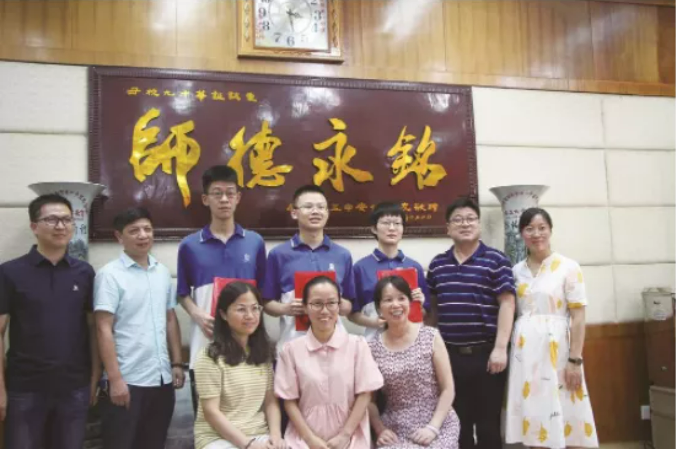 ▲帶著父母和老師的希望堅(jiān)定前行,。楊旭 攝