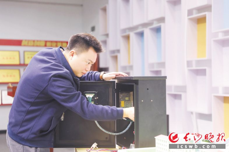 Photo by Chen Zhuo from Changsha Evening News.