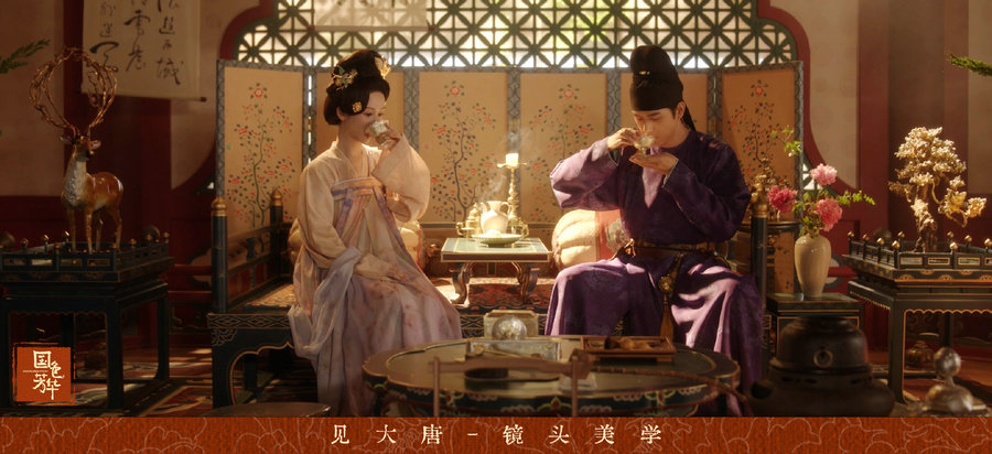 The recently aired costume drama Flourished Peony features beautiful flower scenes. [Photo provided to chinadaily.com.cn]