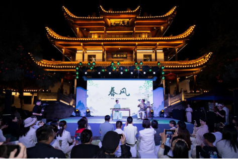 “天心閣下,，古調(diào)今彈”古琴音樂會現(xiàn)場,。鄭孟 攝